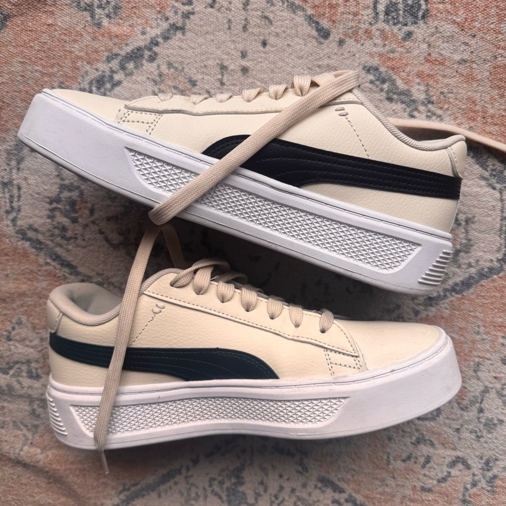 Puma Beige and Black Casual Sneakers